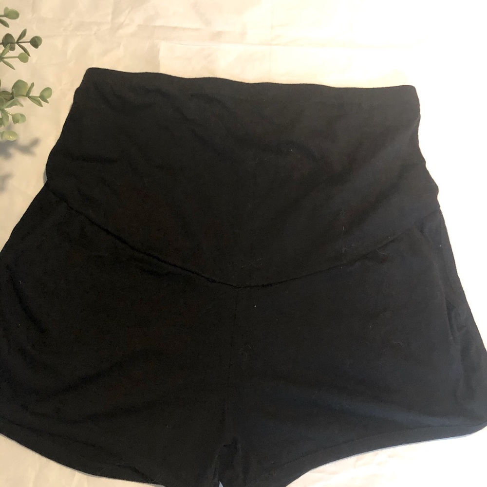 Maternity black shorts with pockets size S